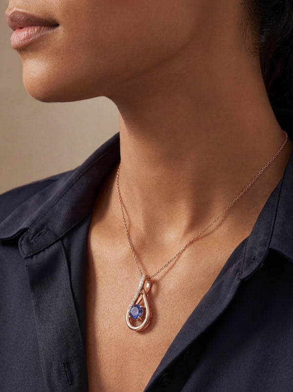 Dancing Pendant - 925 Silver